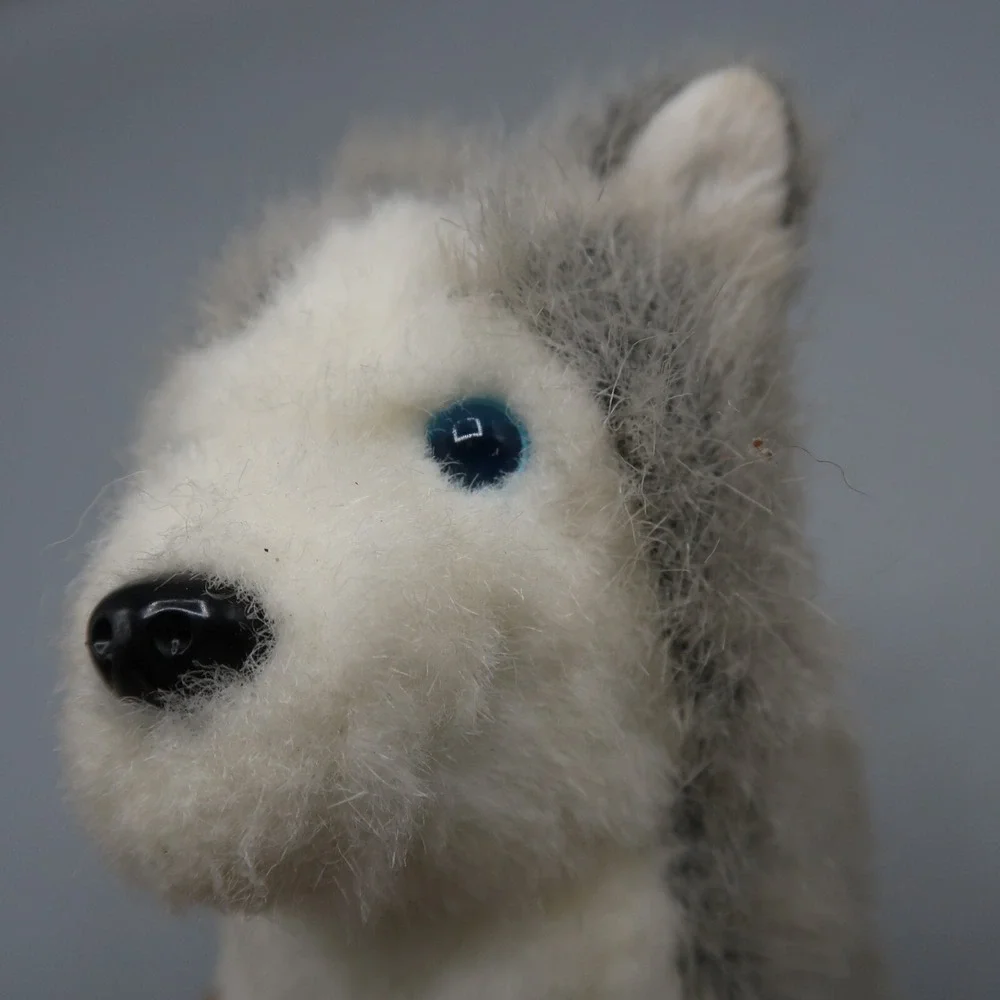 American Girl Pet Husky Dog Pepper Blue Eyes Gray White‎ Fur Retired 2010 Plush